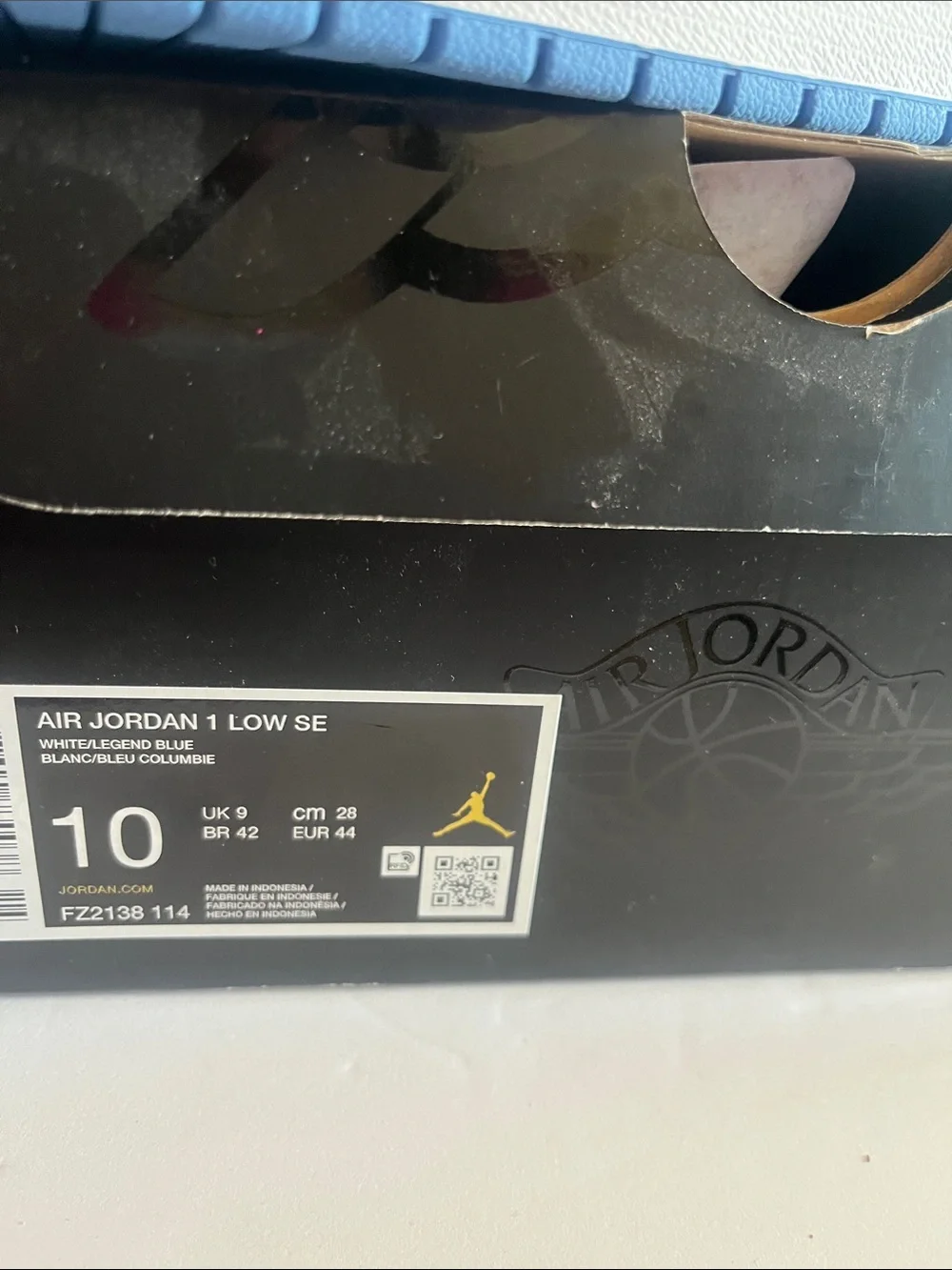 Air Jordan 1 Low SE Sneakers in White and Light Blue
